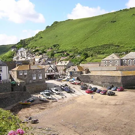 Cosy Barn A Rural Location Near Ferienhaus Tintagel